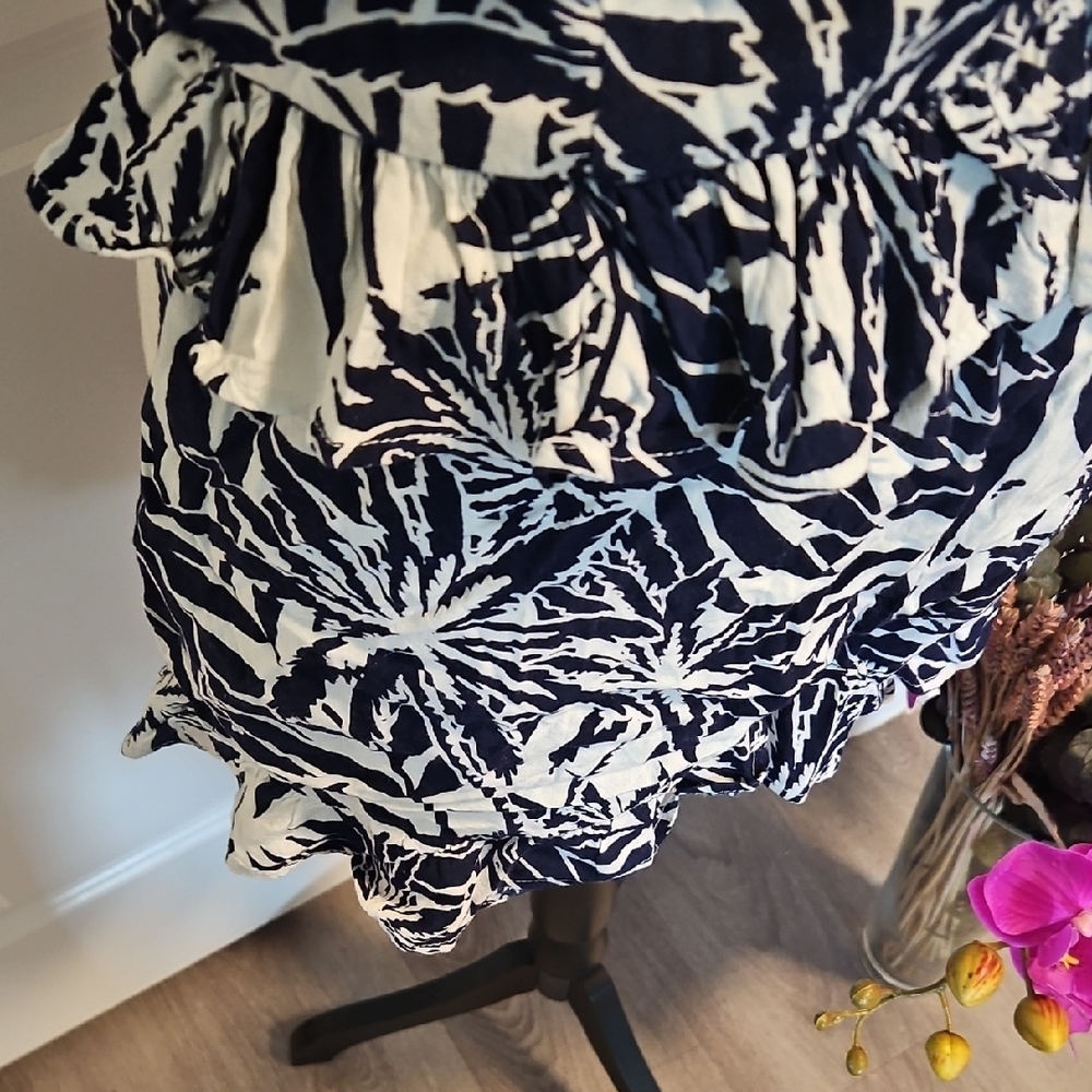 Blue Island Navy and Cream Leaf Print 2 Piece Set - Picture 12 of 14